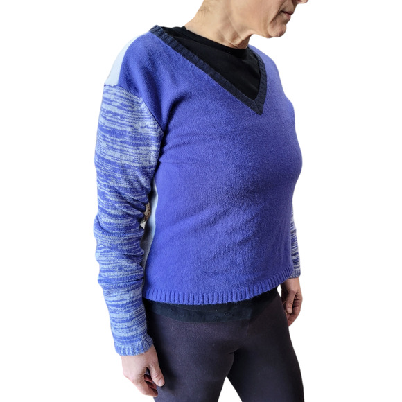 Vintage Y2K Old Navy Blue Ombre Lambswool Angora V-Neck Sweater L Soft Fuzzy - Picture 2 of 10